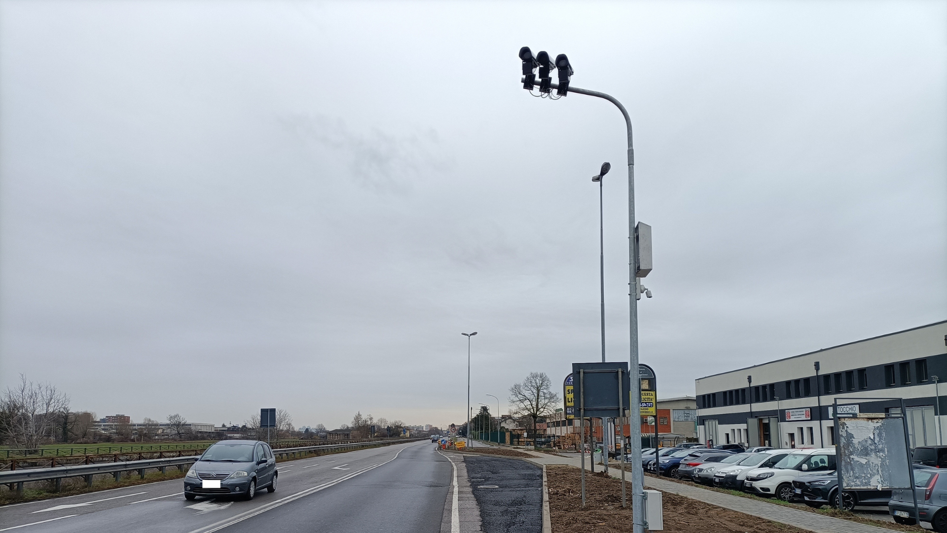On the S.P. 59, at the intersection with Via Leonardo da Vinci,  a new traffic light control system comes into operation